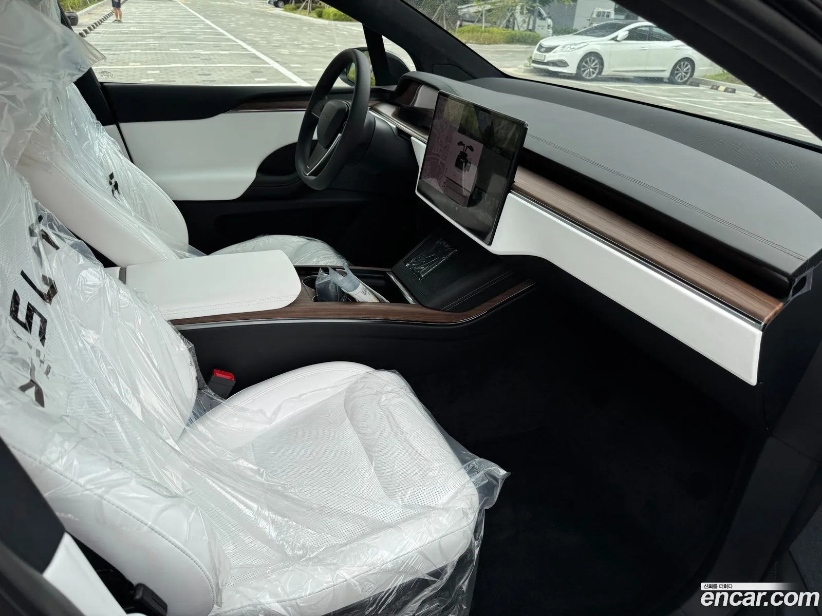 Tesla Model X 2026 — 2