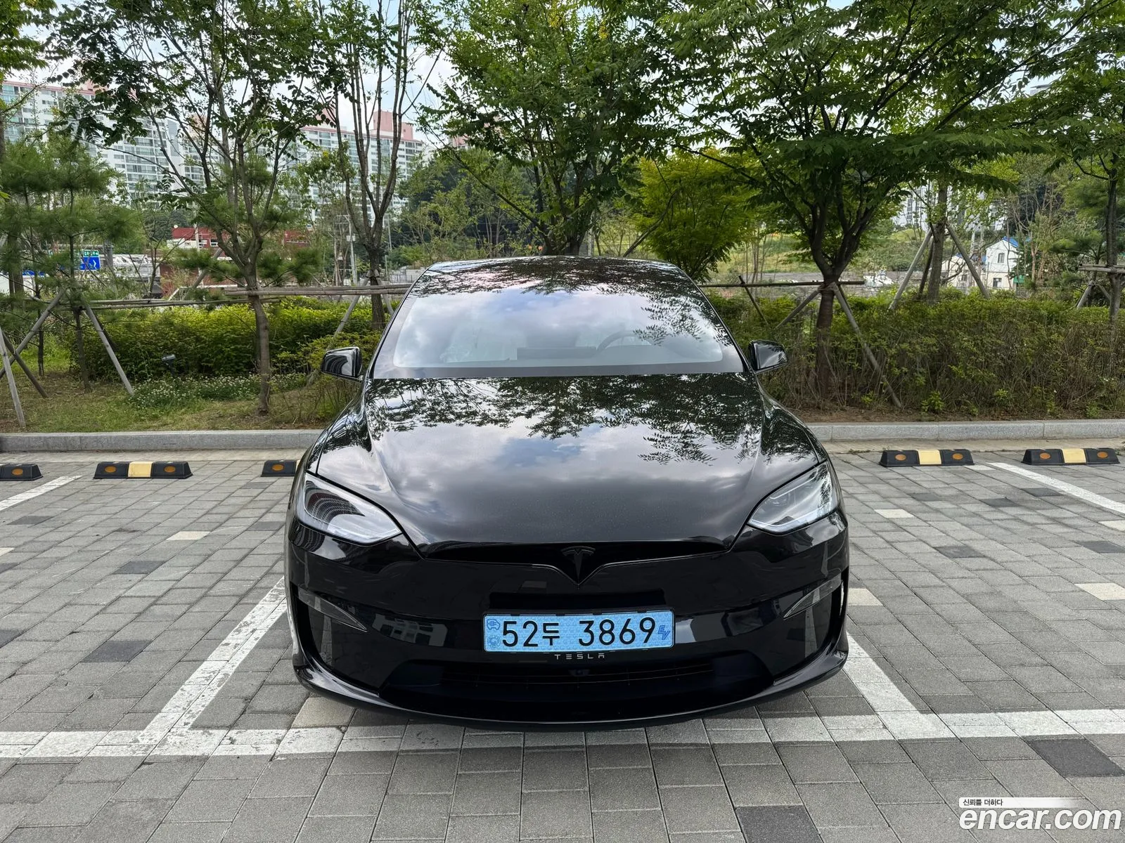 Tesla Model X 2026 — 4