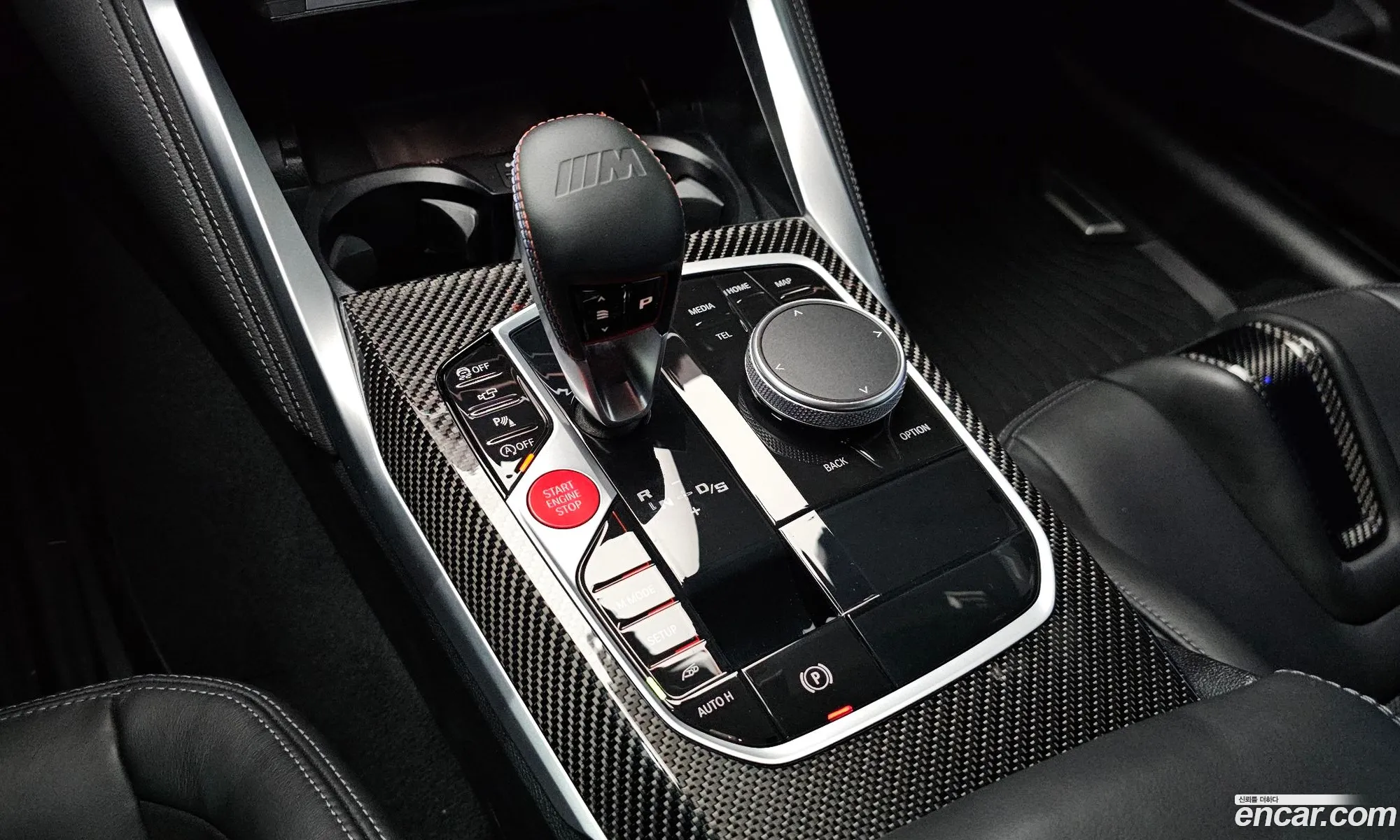BMW M4 2025 WBS31HK08SCV03937 — 32