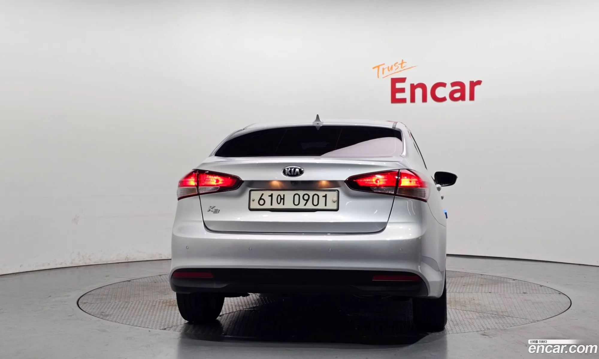 Kia K3 2016 — 3