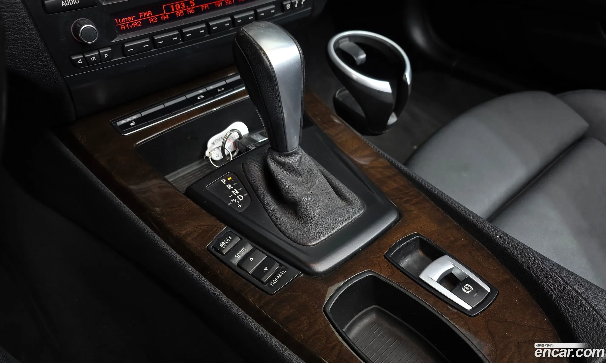 BMW Z4 2011 WBALM5C57BE378633 — 17