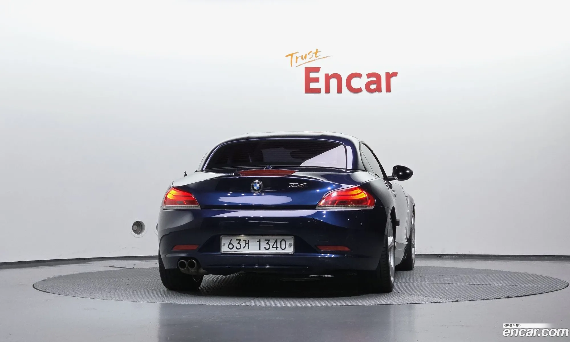 BMW Z4 2011 WBALM5C57BE378633 — 11