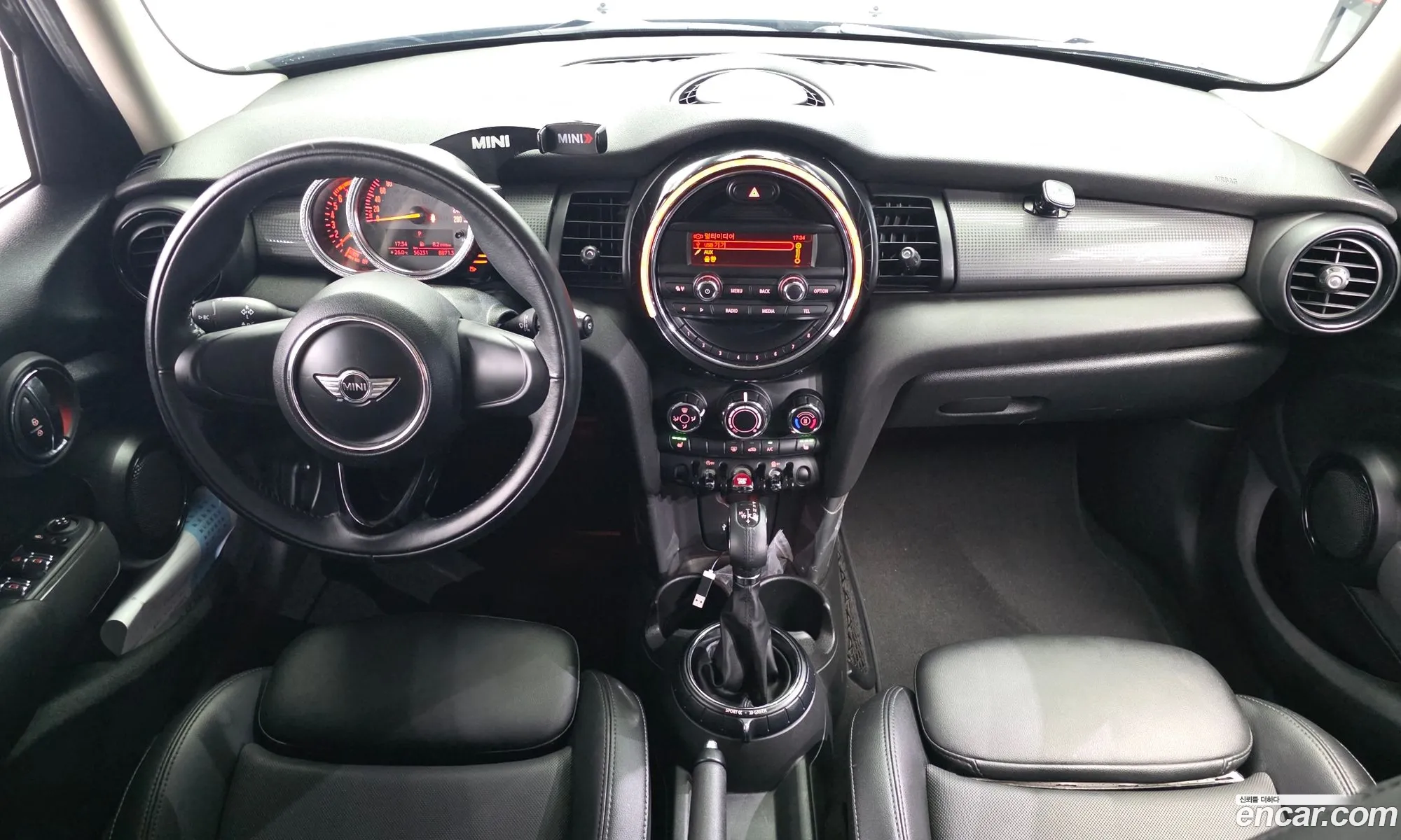 Mini Cooper 2017 — 8