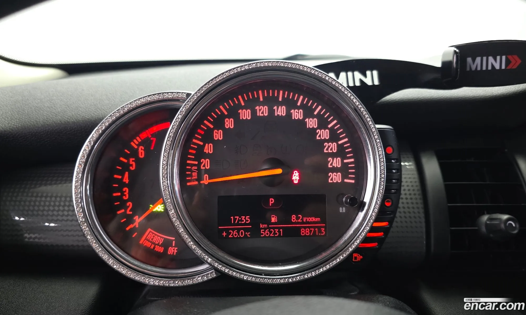 Mini Cooper 2017 — 18