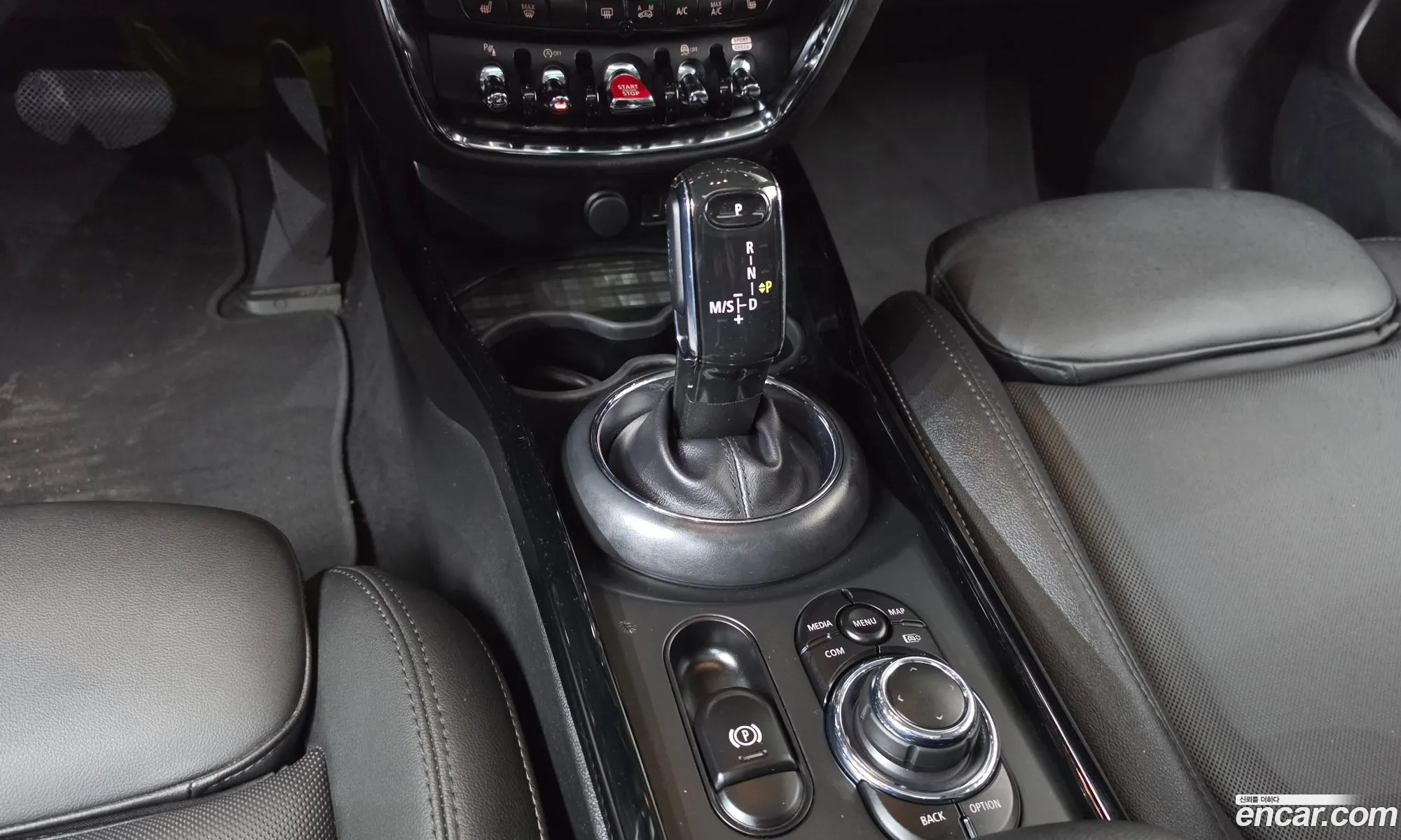 Mini Cooper Clubman 2022 — 4