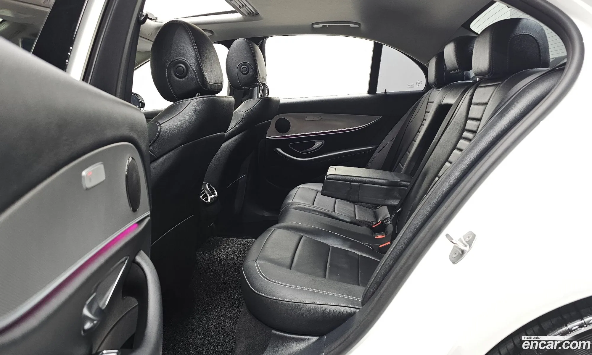 Mercedes-Benz E-Class W213 2017 WDDZF4CB0HA130110 — 14