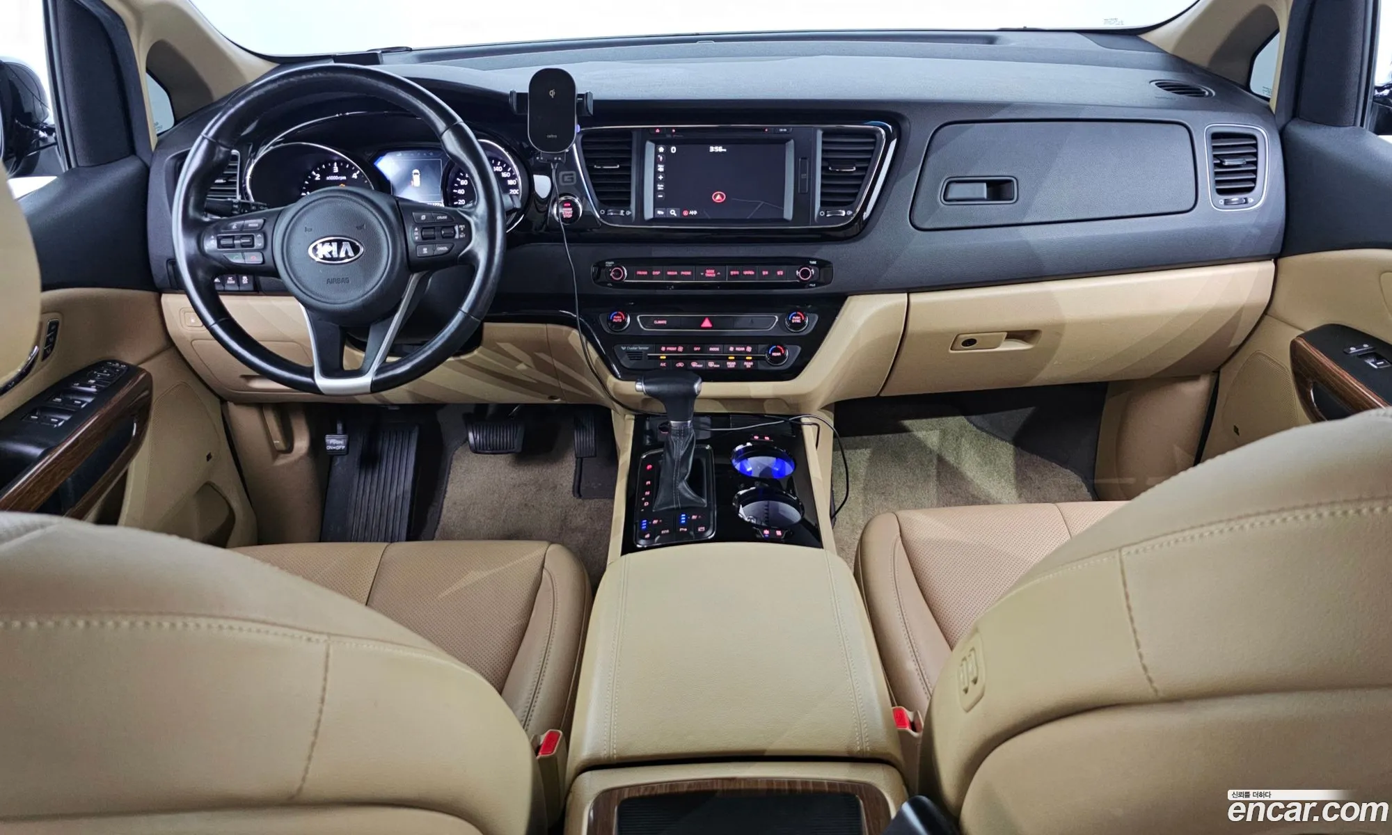 Kia Carnival 2017 — 4