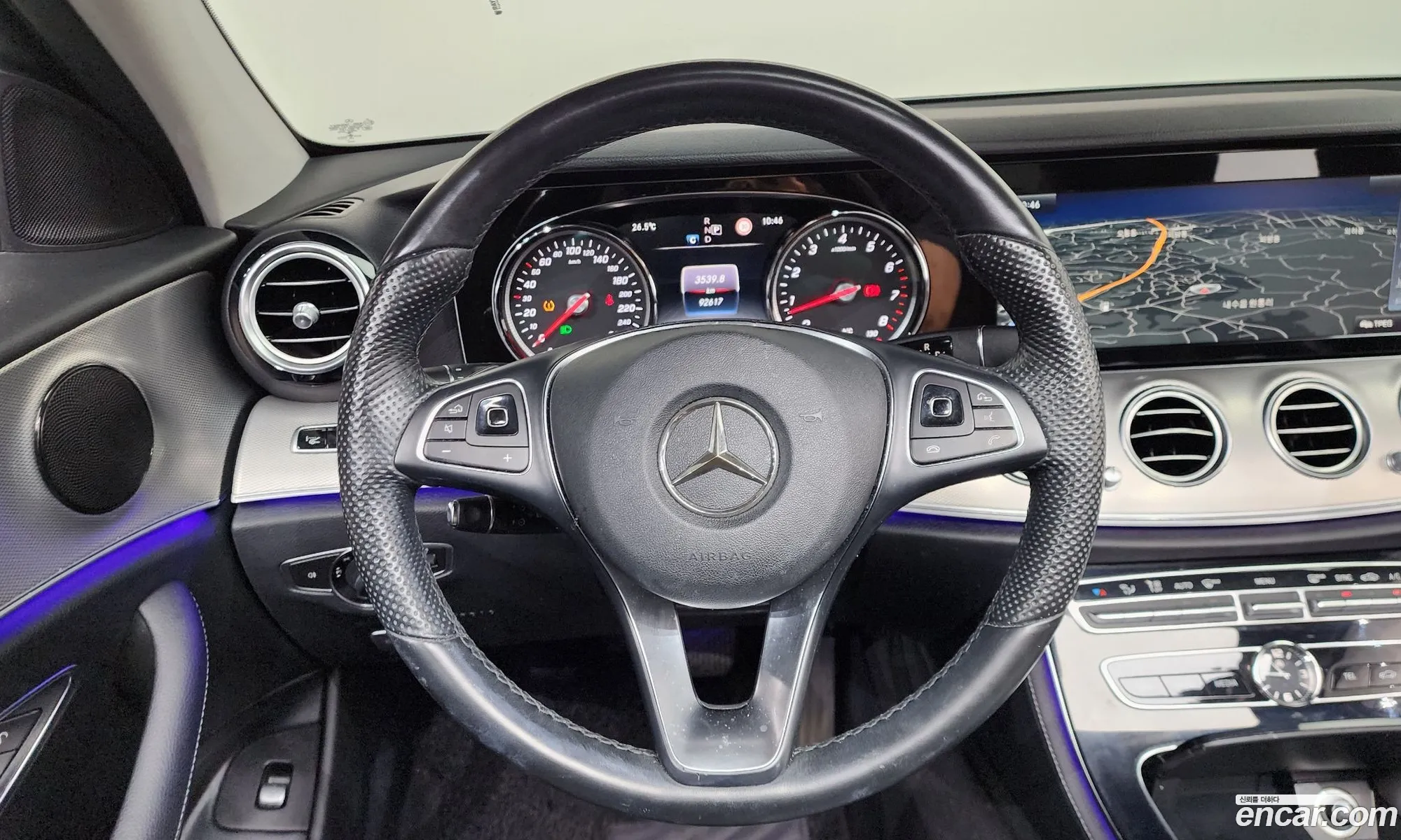 Mercedes-Benz E-Class W213 2017 WDDZF4CB3HA136144 — 4