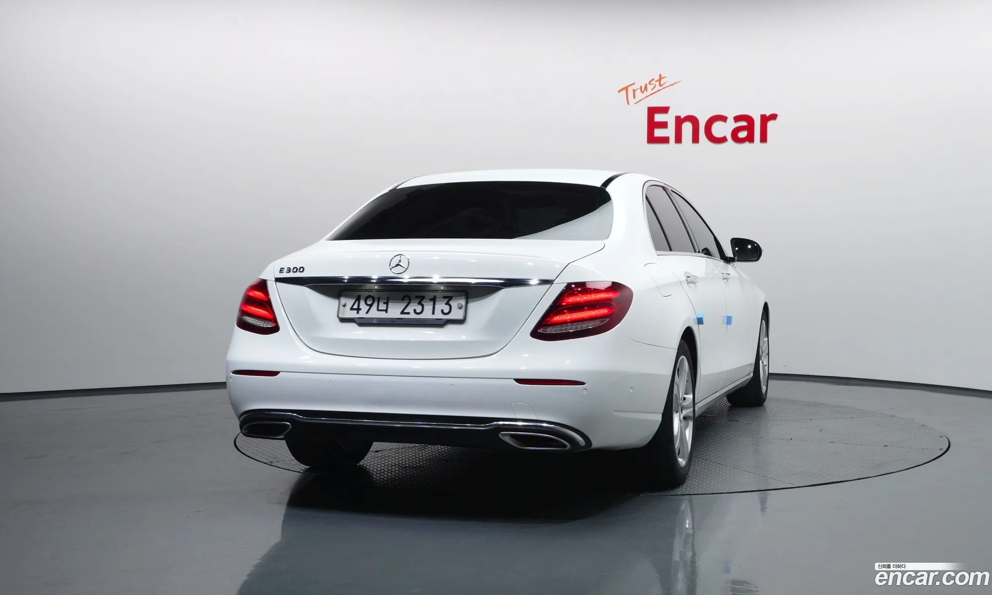 Mercedes-Benz E-Class W213 2017 WDDZF4CB3HA136144 — 2