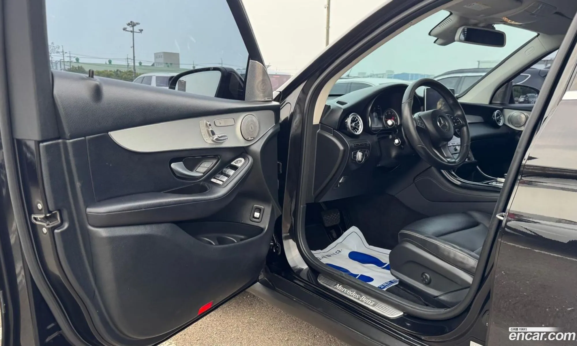 Mercedes-Benz GLC-Class X253 2018 — 3