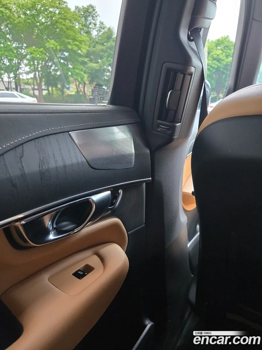 Volvo XC90 2024 — 16