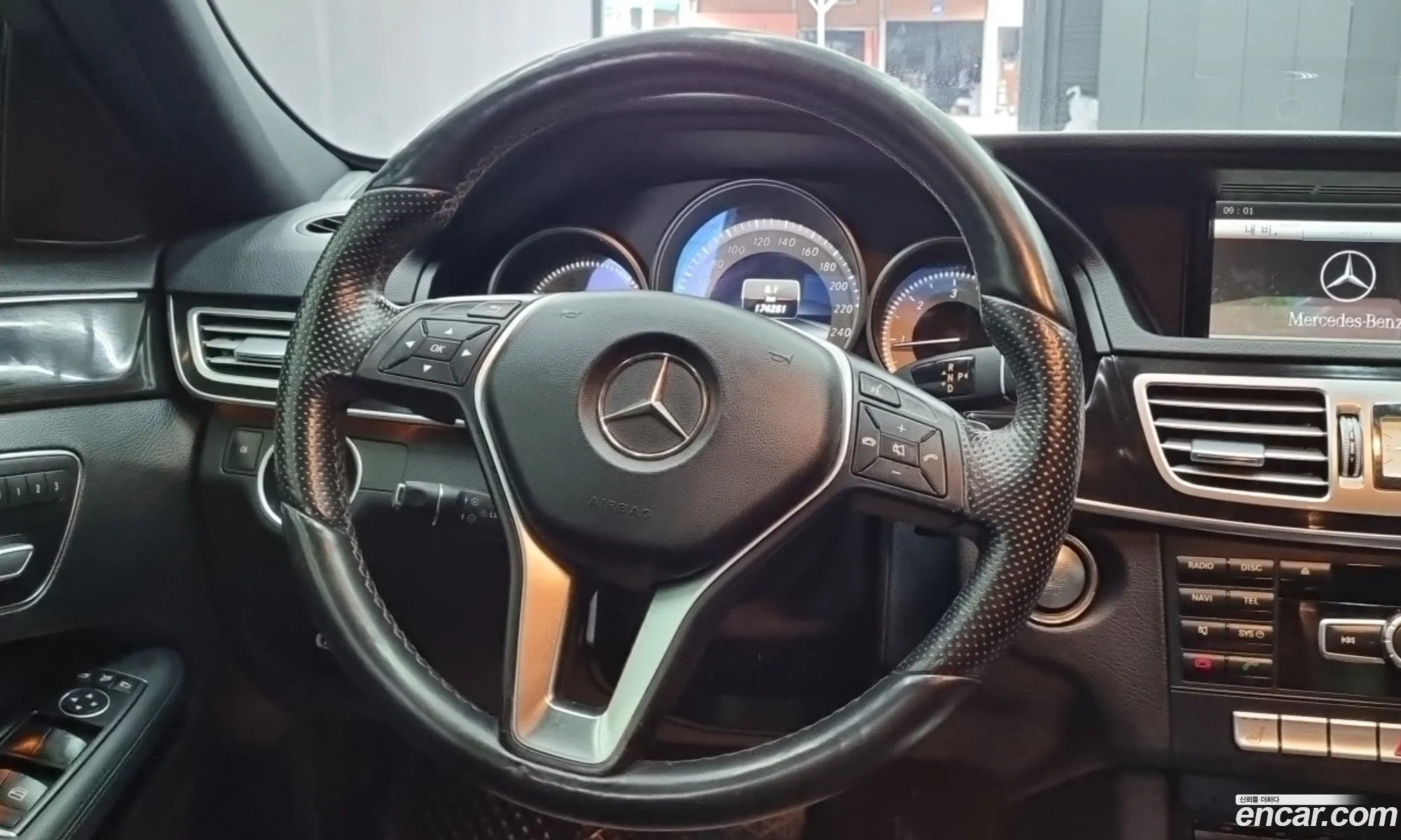 Mercedes-Benz E-Class W212 2014 — 5