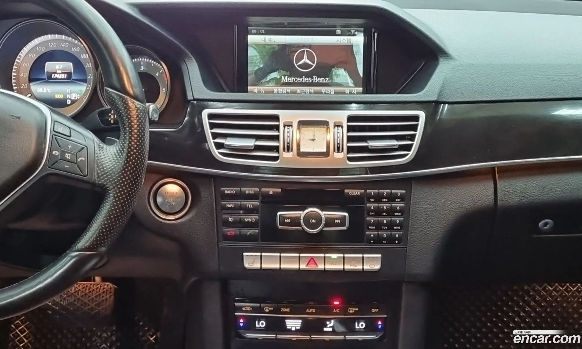 Mercedes-Benz E-Class W212 2014 — 11