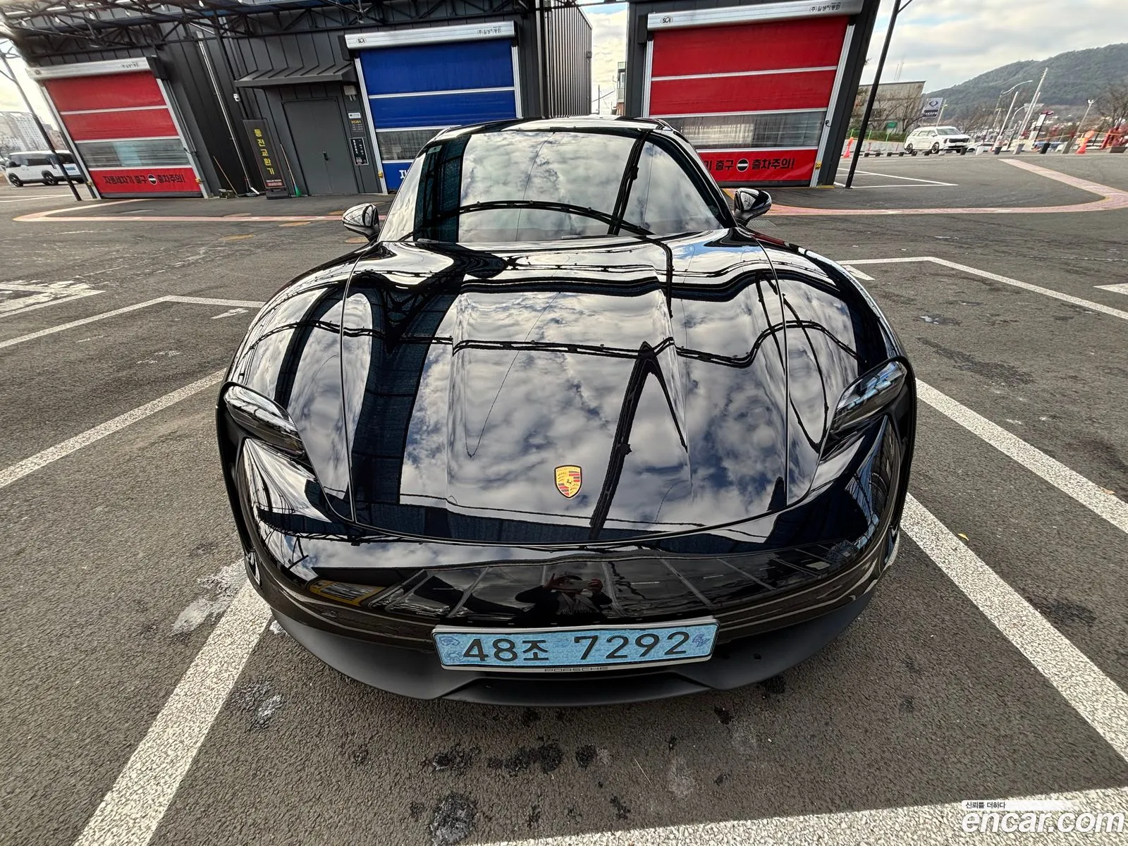 Porsche Taycan 2023 — 3