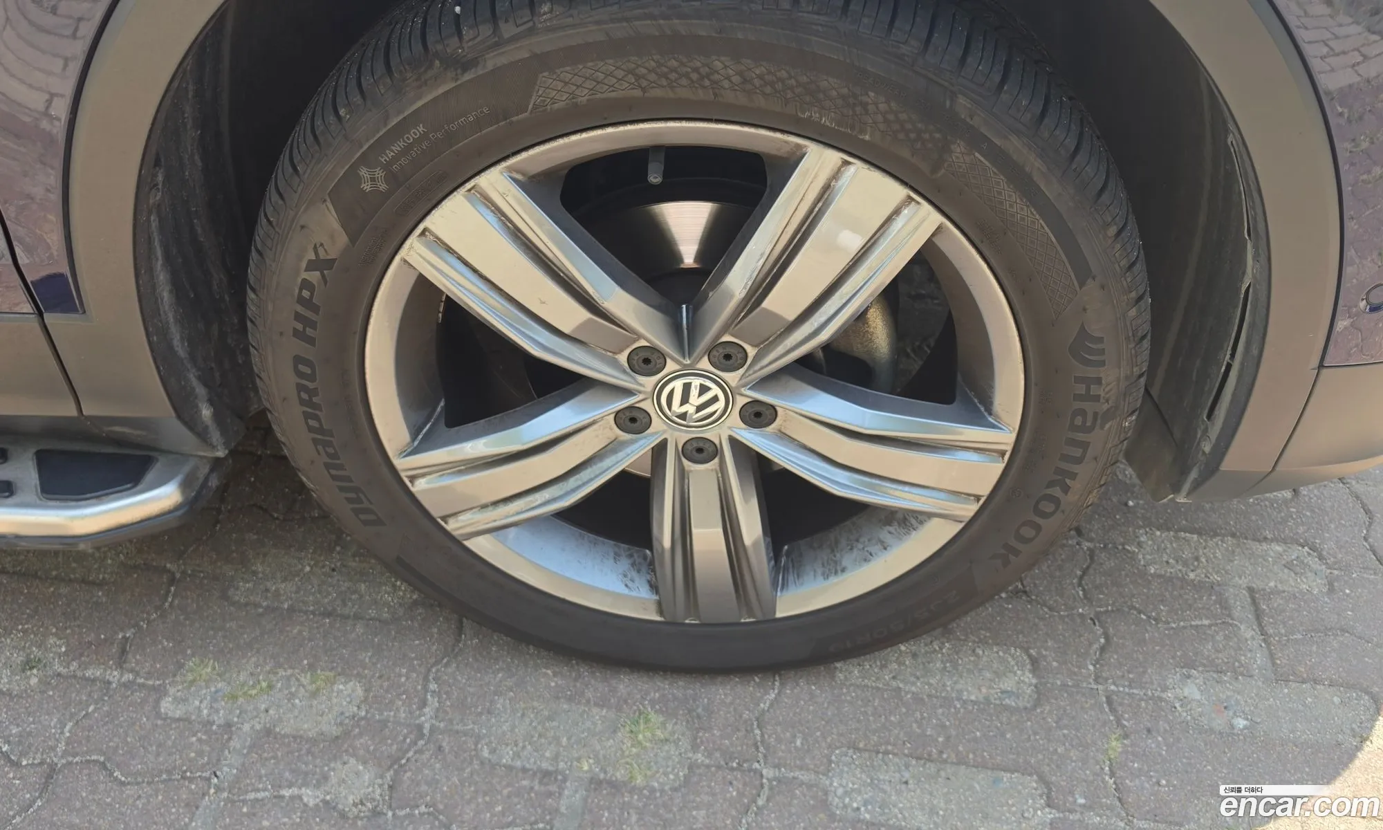 Volkswagen Tiguan 2018 — 12