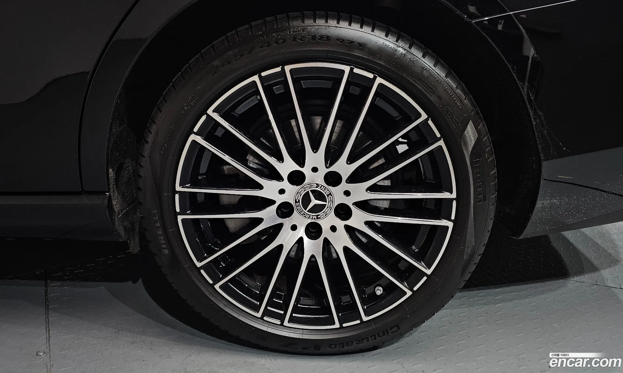 Mercedes-Benz C-Class W206 2024 — 33