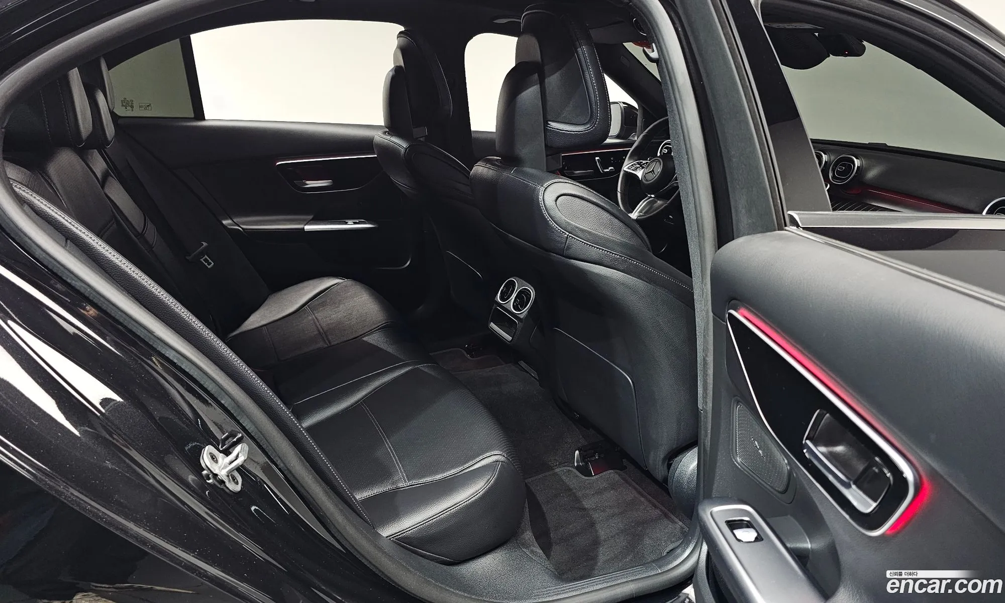 Mercedes-Benz C-Class W206 2024 — 16
