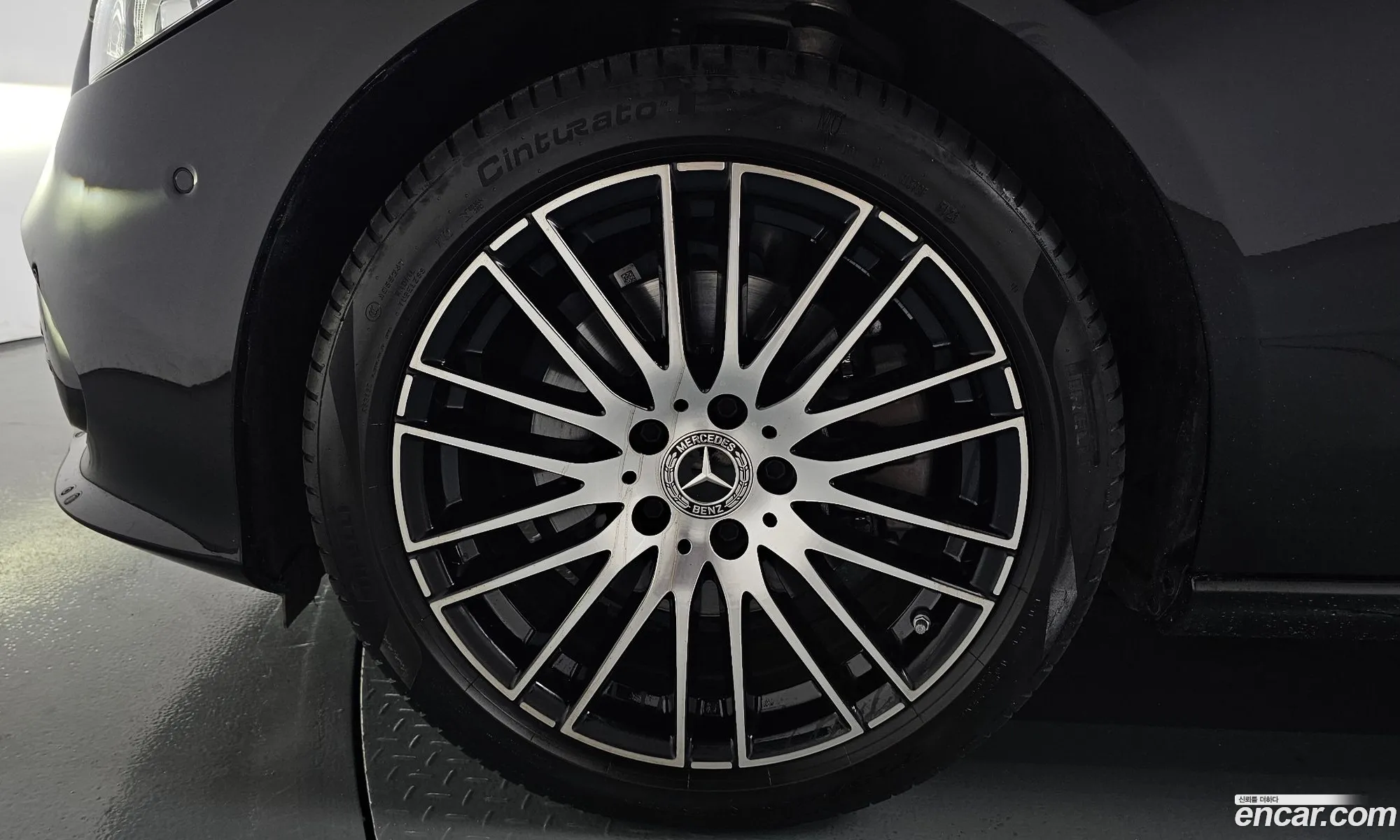 Mercedes-Benz C-Class W206 2024 — 13