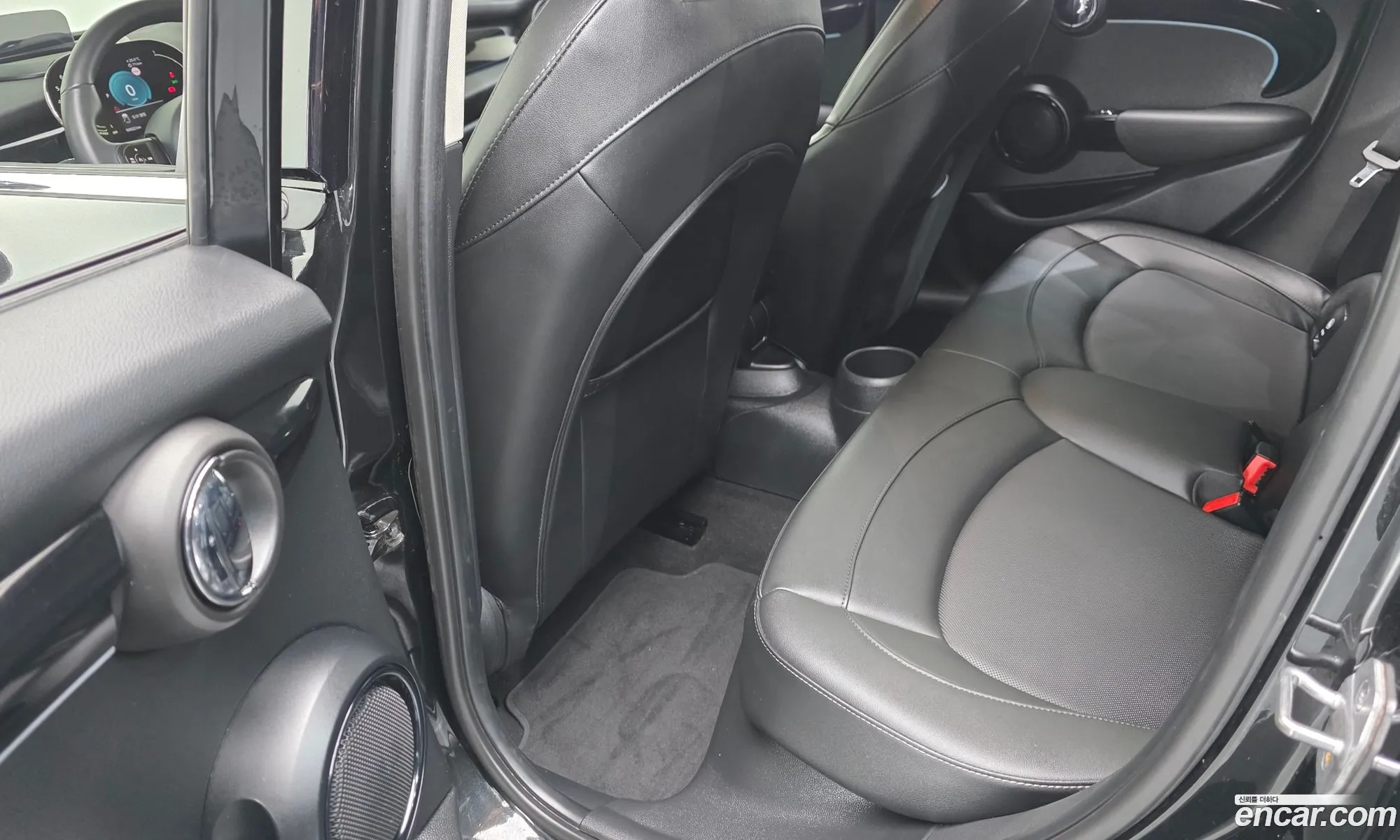 Mini Cooper 2023 WMW41DK0XP2U20752 — 12