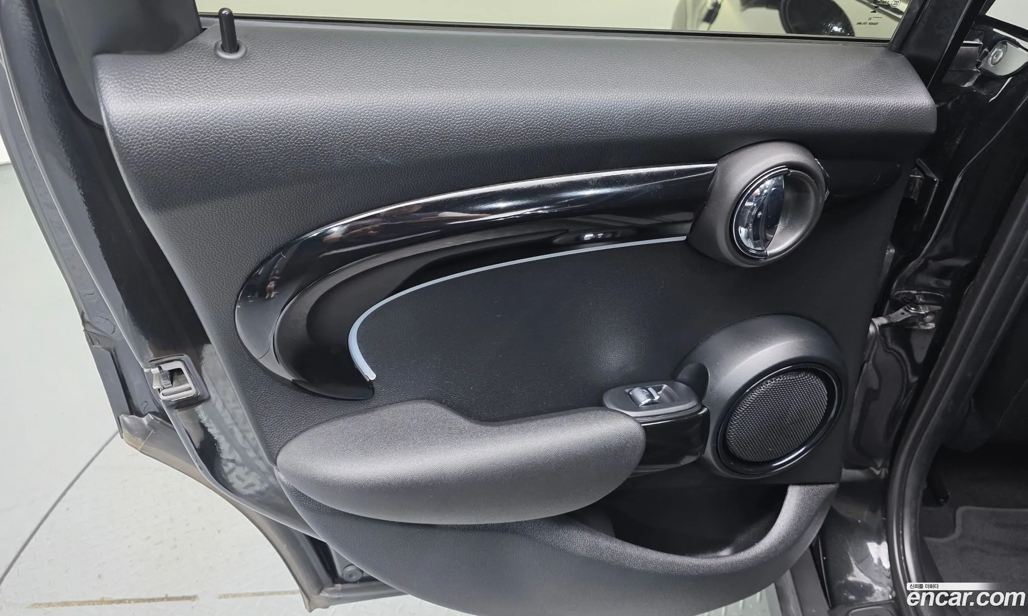 Mini Cooper 2023 WMW41DK0XP2U20752 — 20