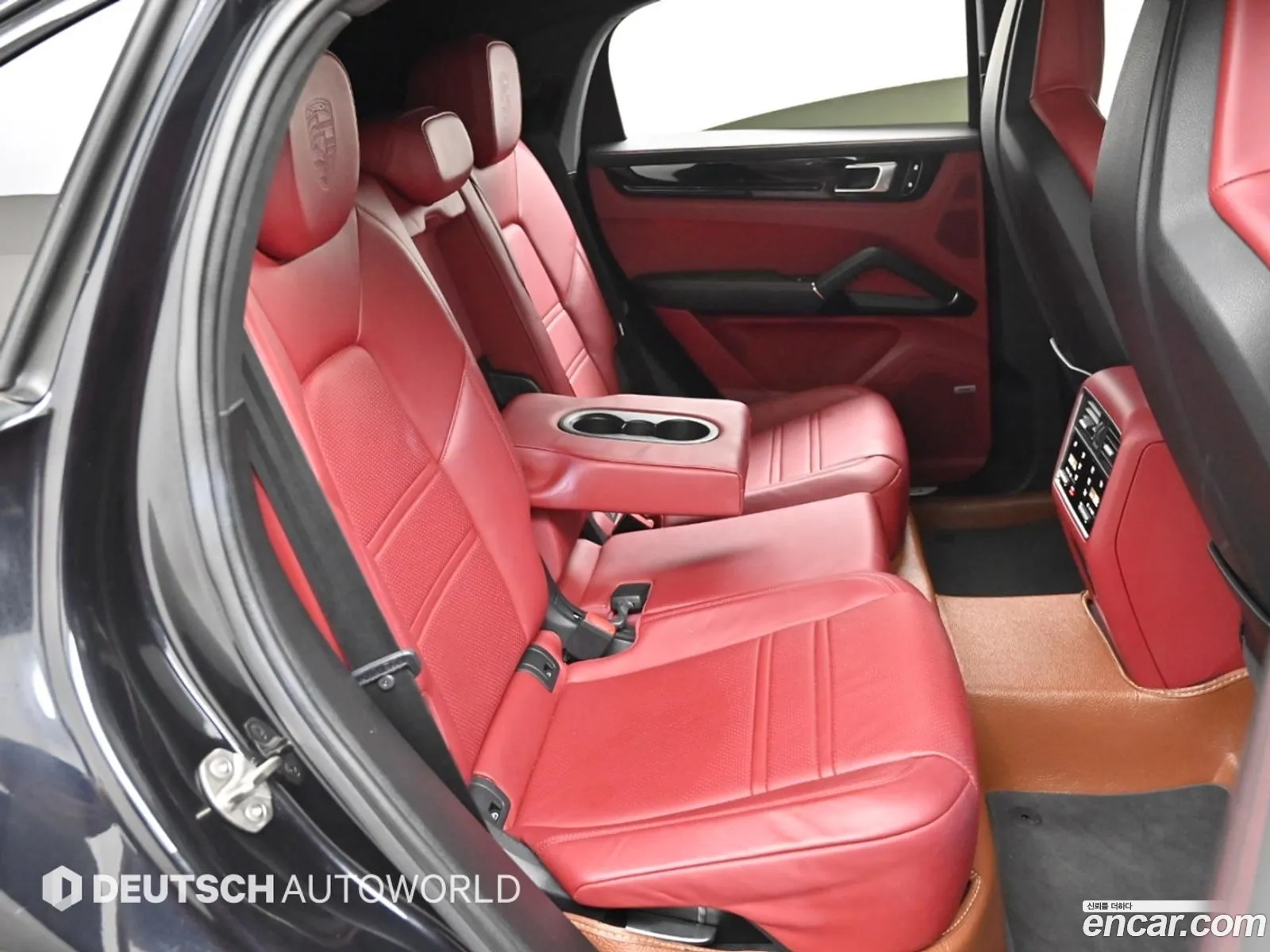 Porsche Cayenne 2021 — 19