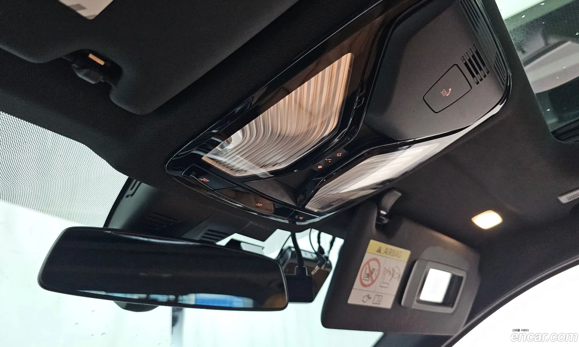 BMW 3 Series 2019 WBA5R9107KAE99343 — 3