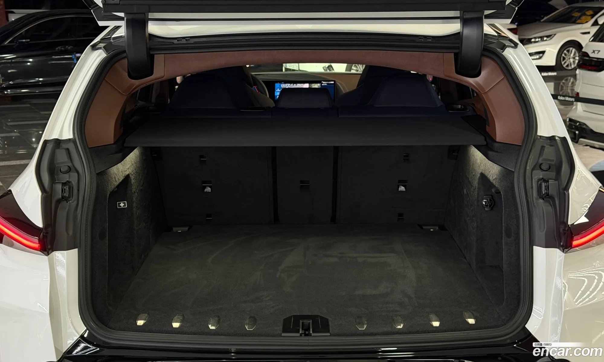 BMW XM 2025 — 5