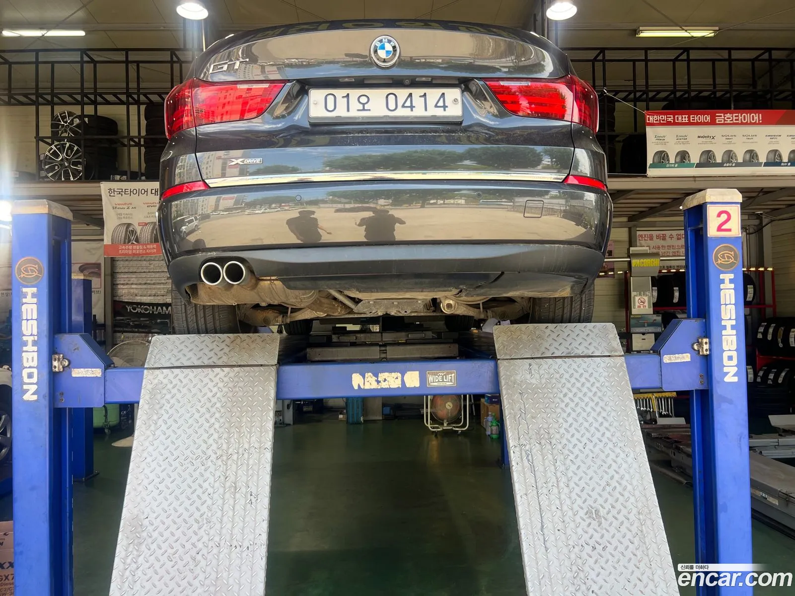 BMW 5 Series GT 2016 — 10