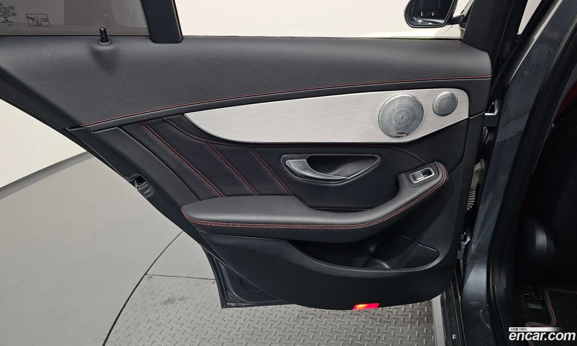 Mercedes-Benz C-Class W205 2019 — 15