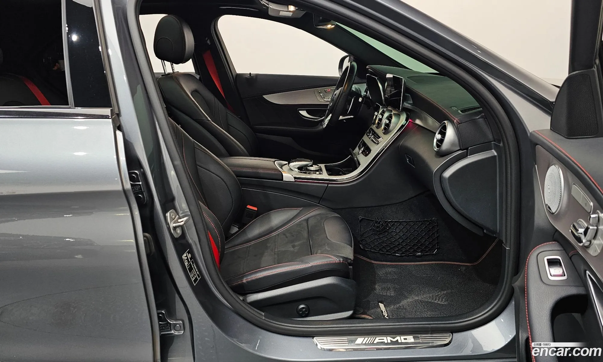 Mercedes-Benz C-Class W205 2019 — 10