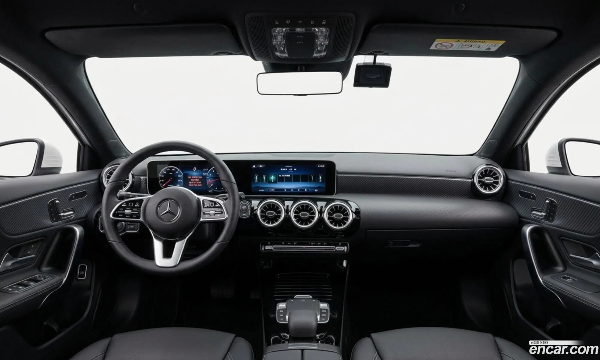 Mercedes-Benz A-Class W177 2025 — 10