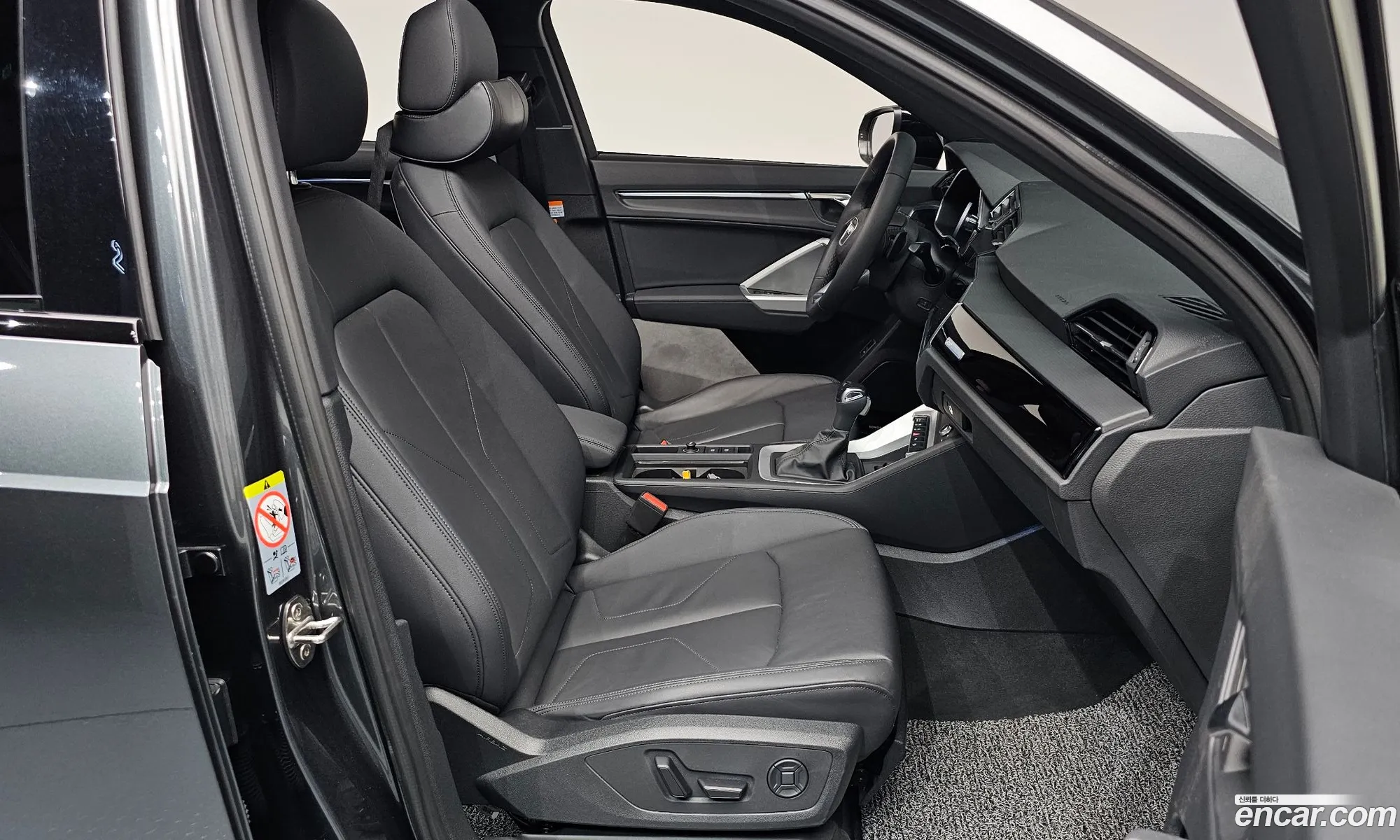 Audi Q3 2025 WAUZZZF34S1034701 — 33