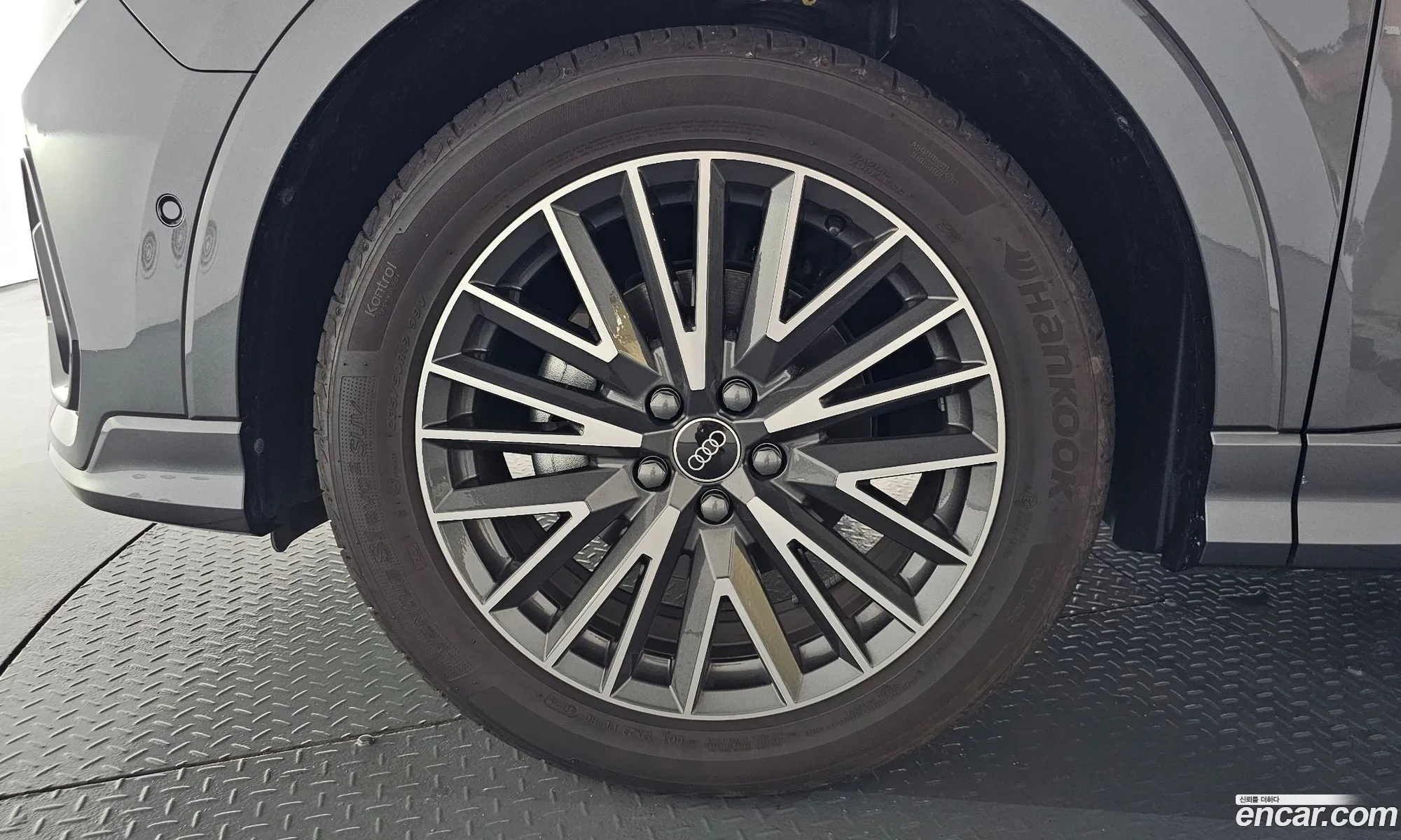 Audi Q3 2025 WAUZZZF34S1034701 — 17