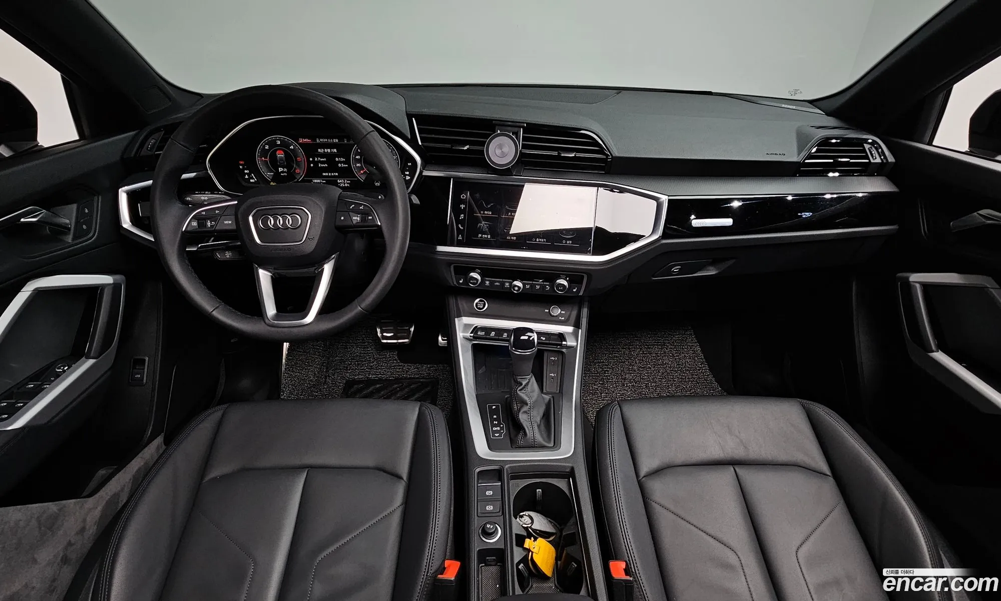 Audi Q3 2025 WAUZZZF34S1034701 — 13