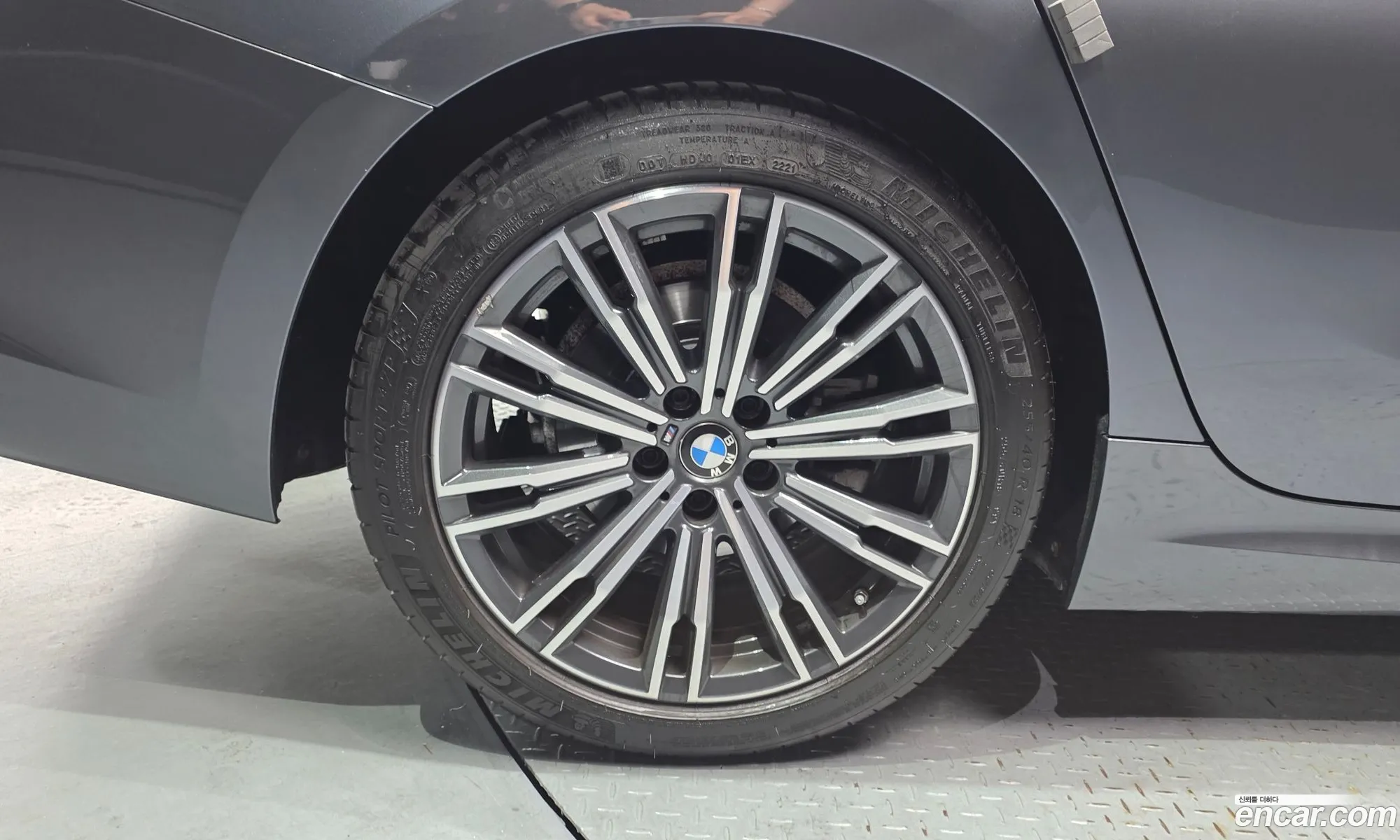 BMW 3 Series 2021 — 23