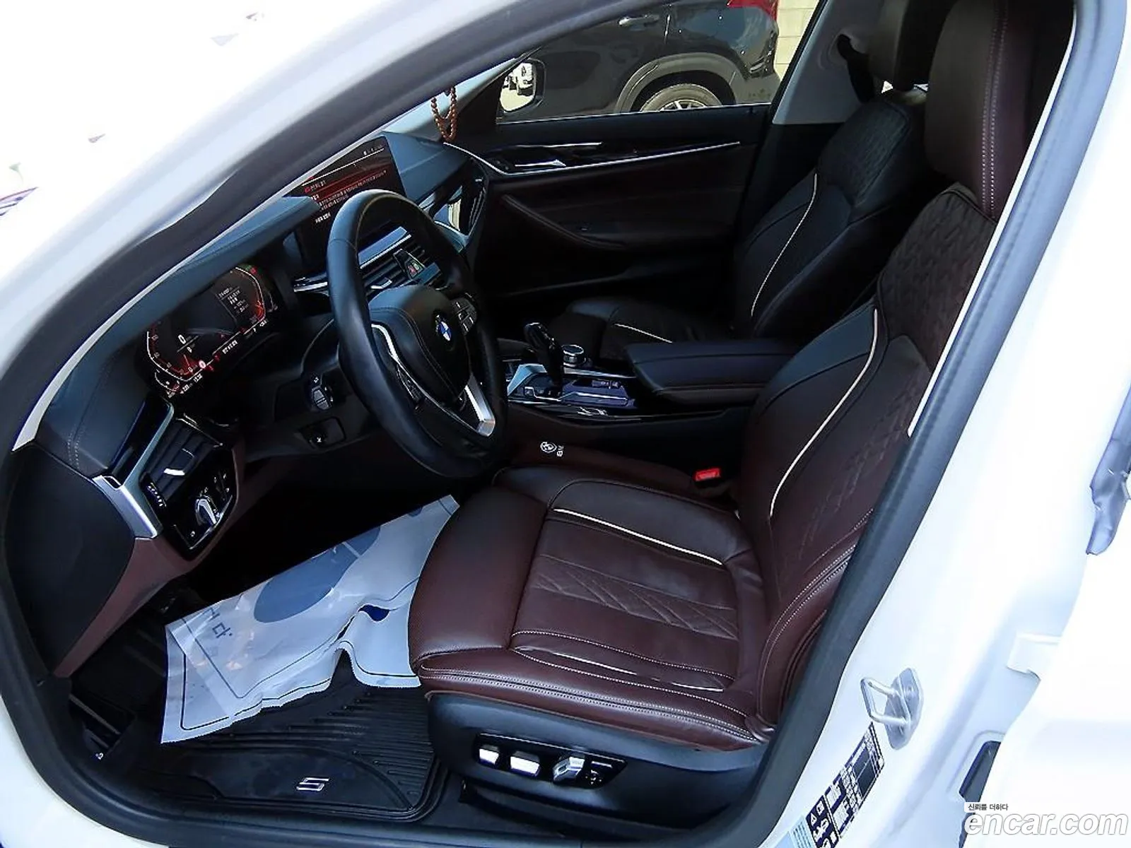 BMW 5 Series 2022 — 9