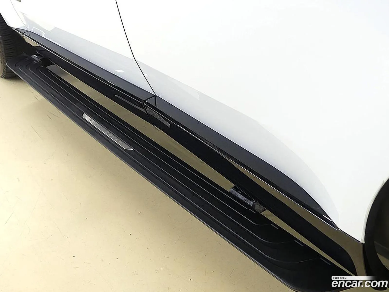 Land Rover Range Rover 2023 — 15