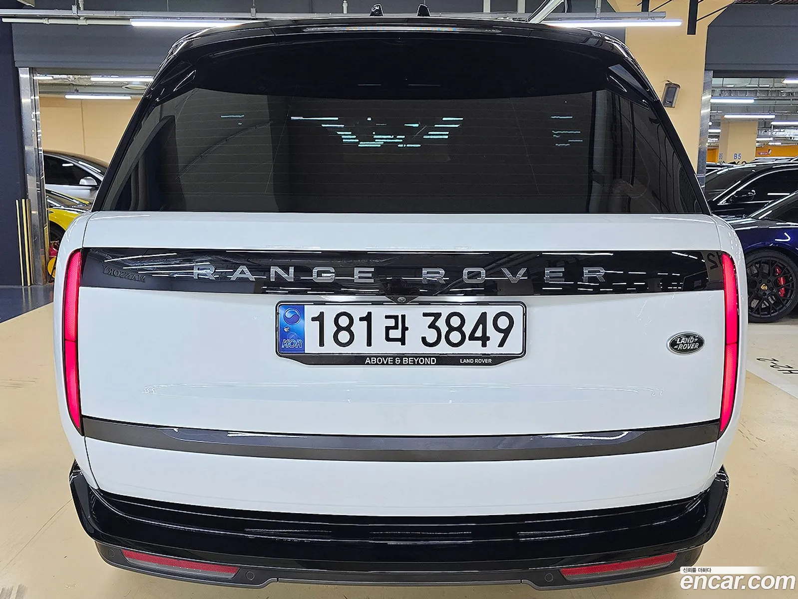 Land Rover Range Rover 2023 — 14