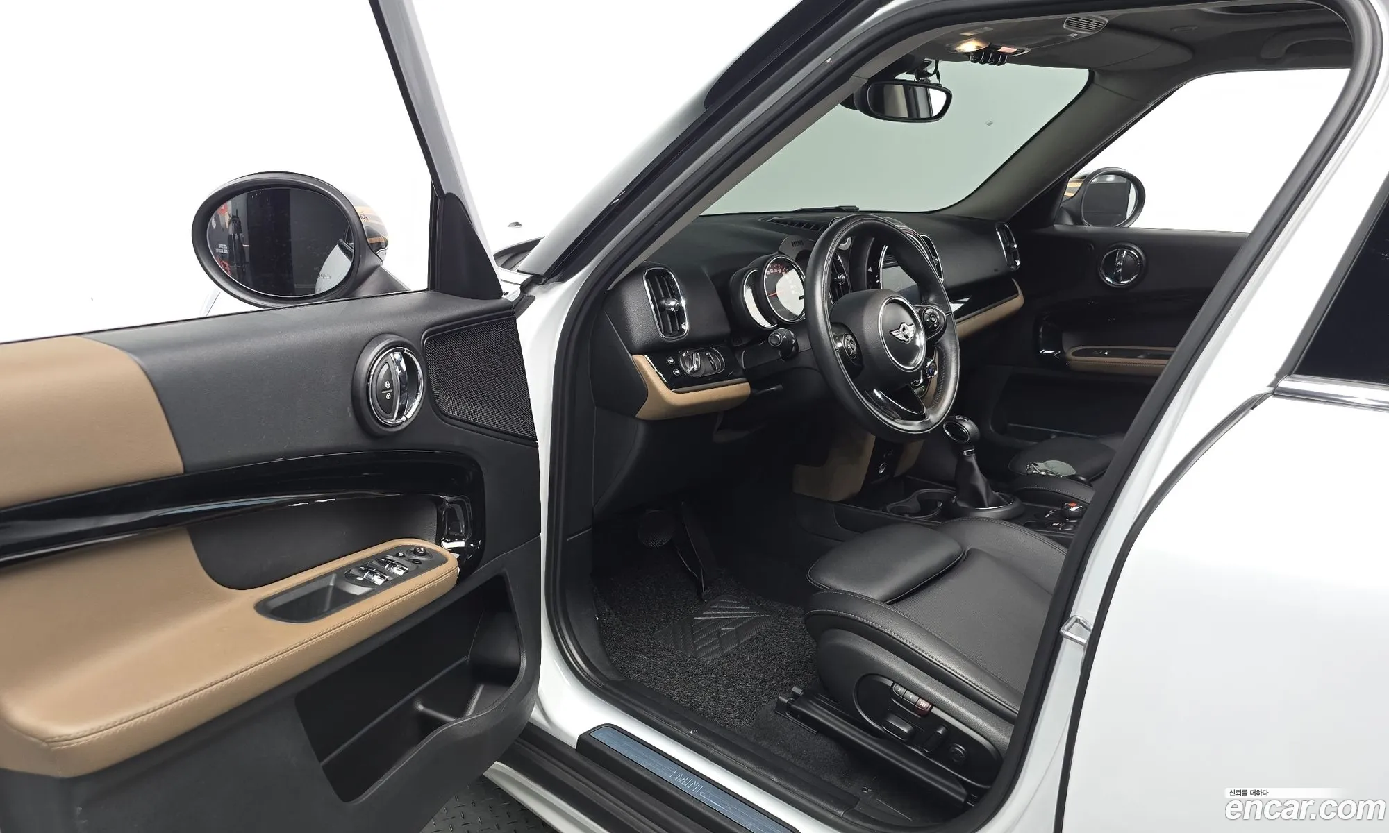Mini Cooper D Countryman 2018 — 32