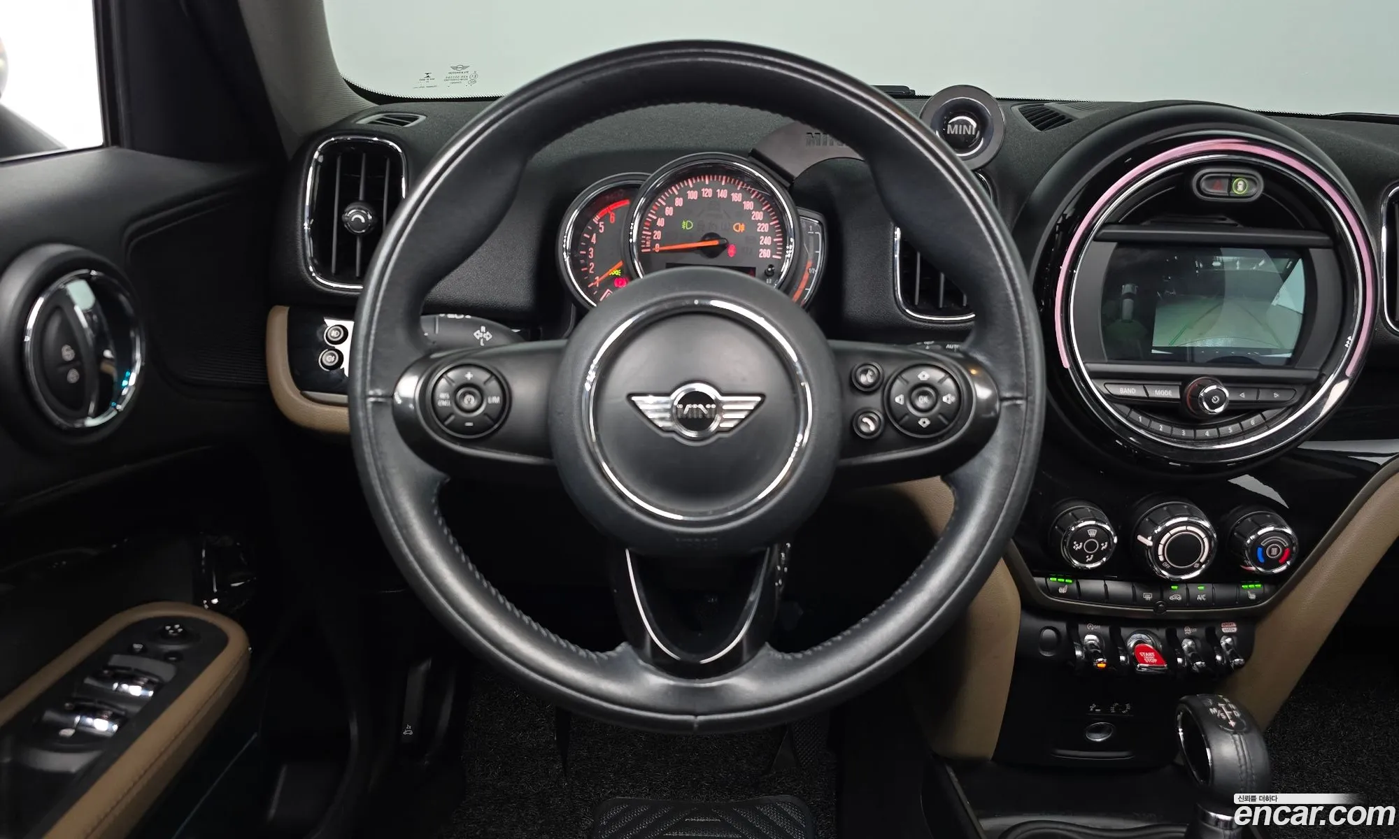Mini Cooper D Countryman 2018 — 11
