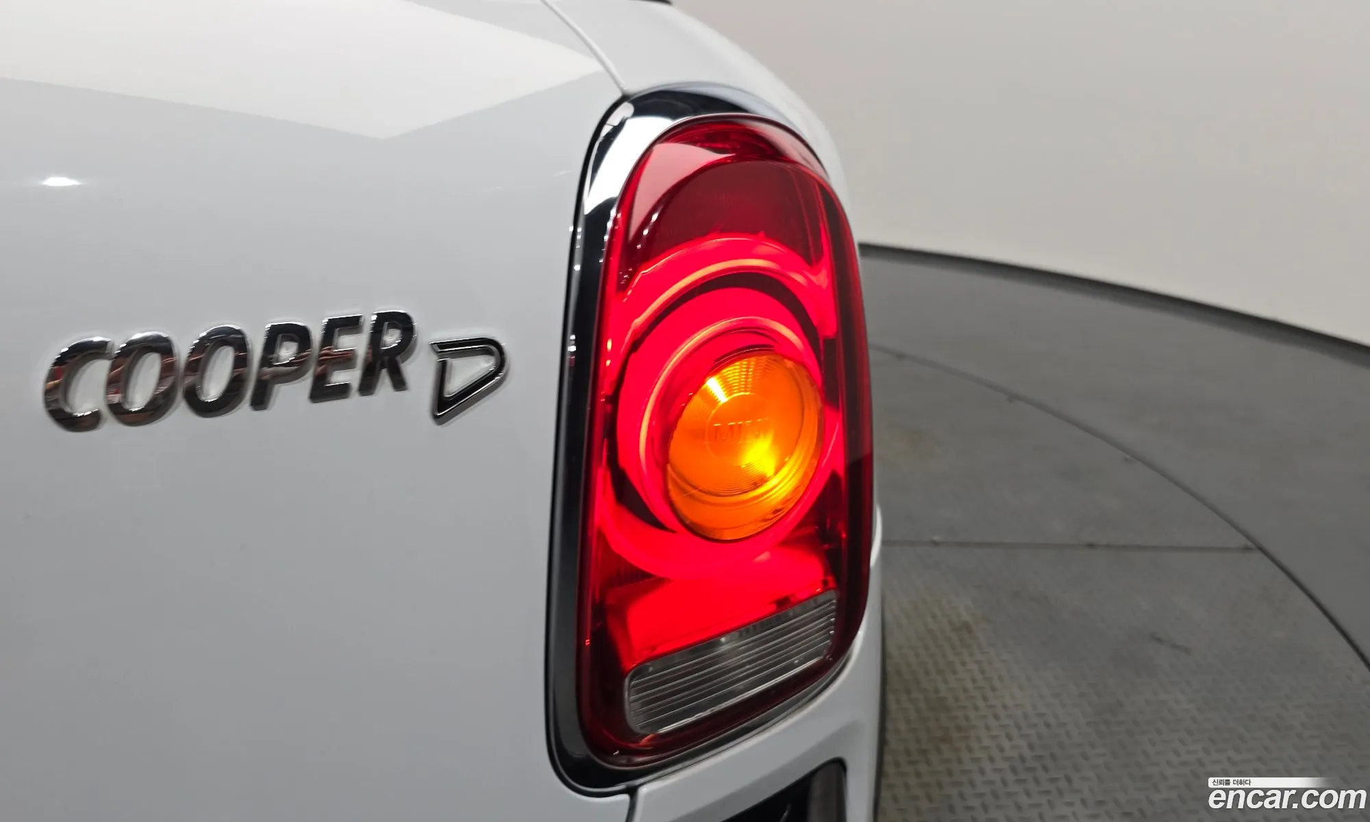 Mini Cooper D Countryman 2018 — 13
