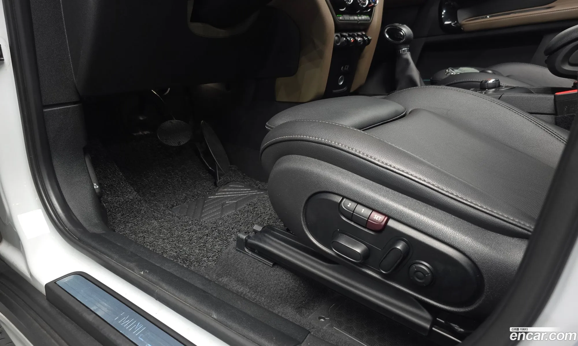 Mini Cooper D Countryman 2018 — 15