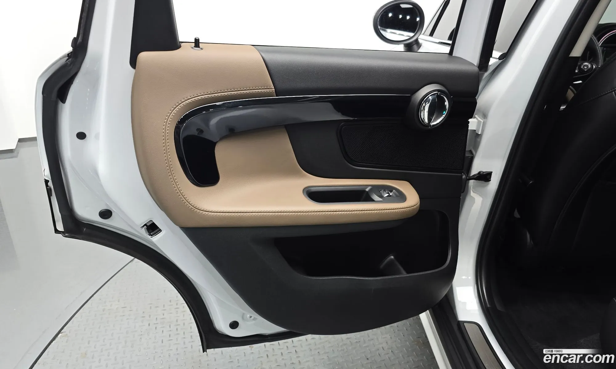 Mini Cooper D Countryman 2018 — 17