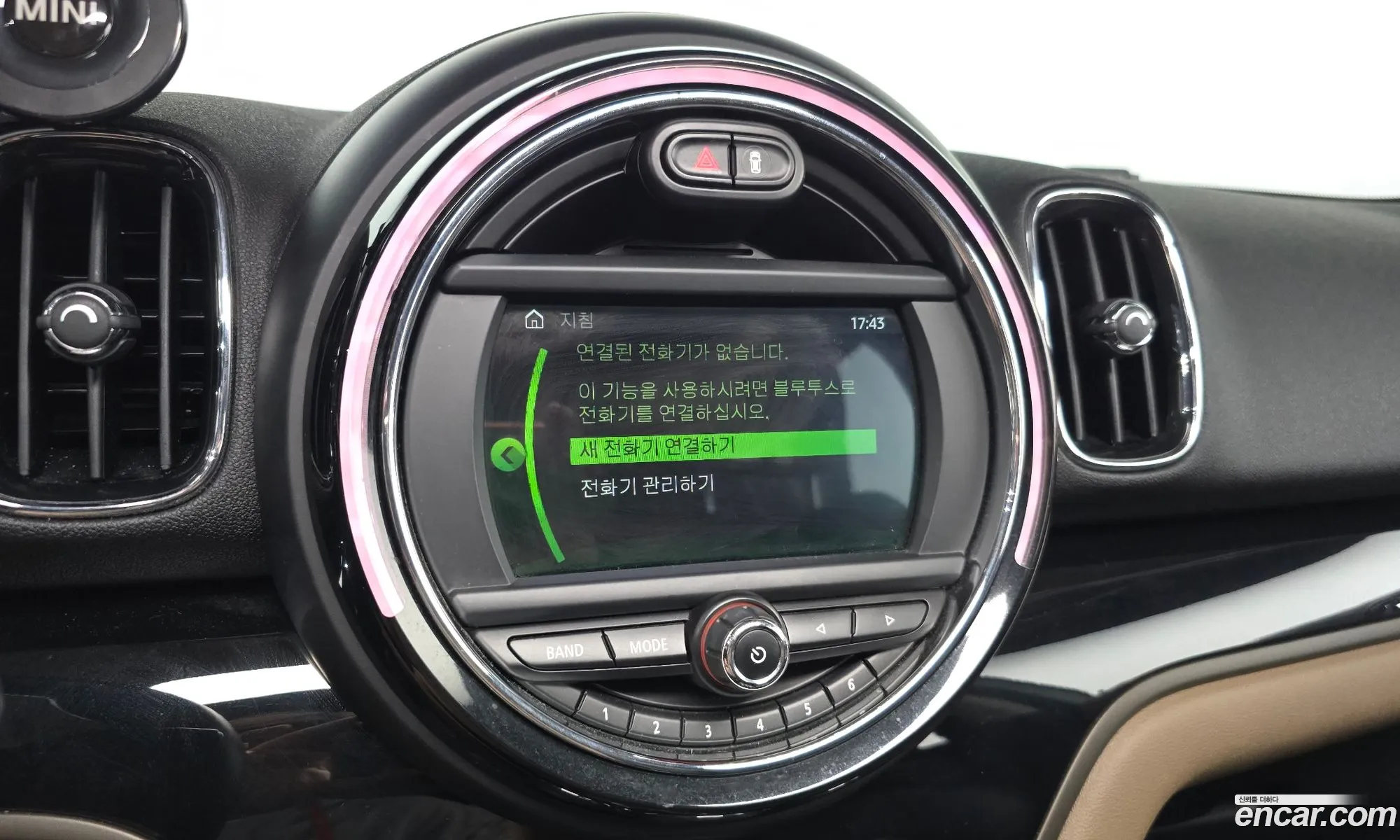 Mini Cooper D Countryman 2018 — 16