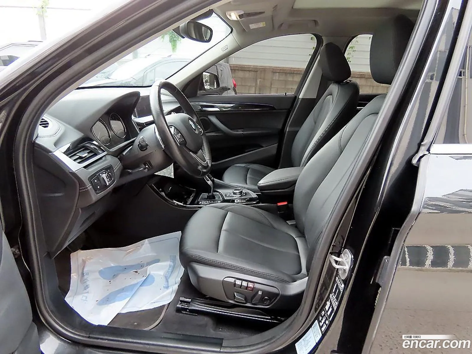 BMW X1 2022 — 2