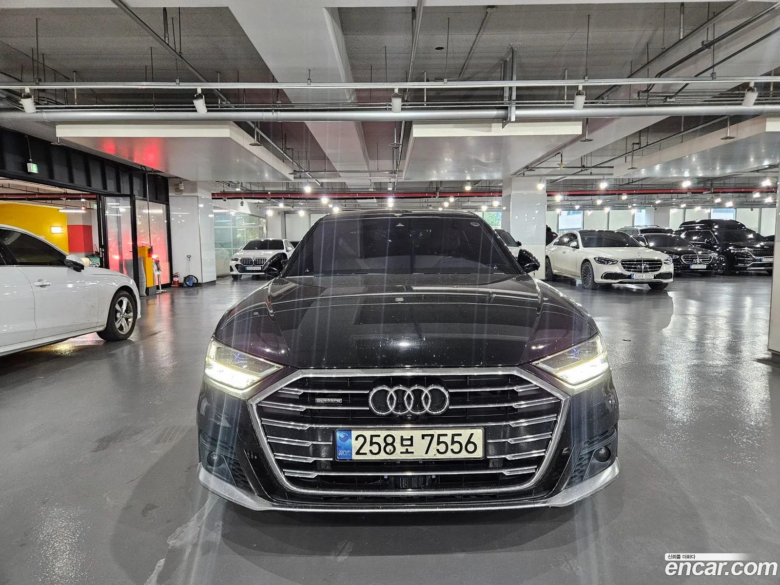 Audi A8 2021 — 9