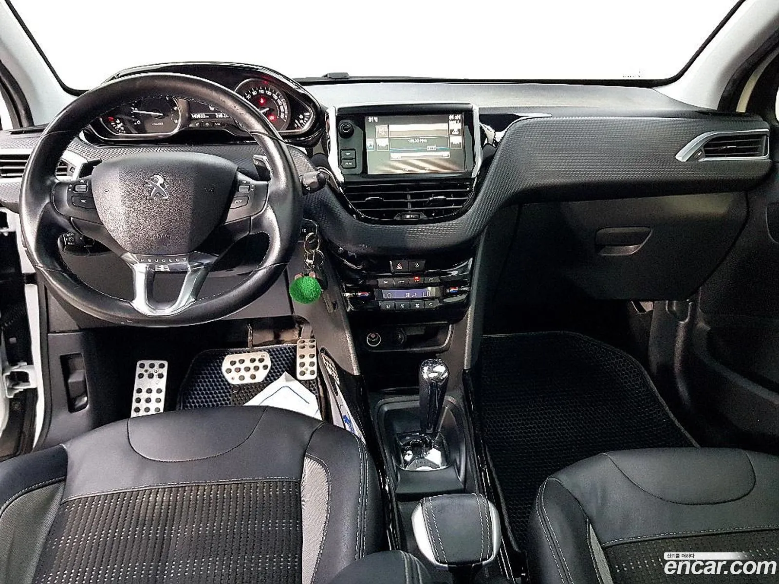 Peugeot 2008 2015 — 7