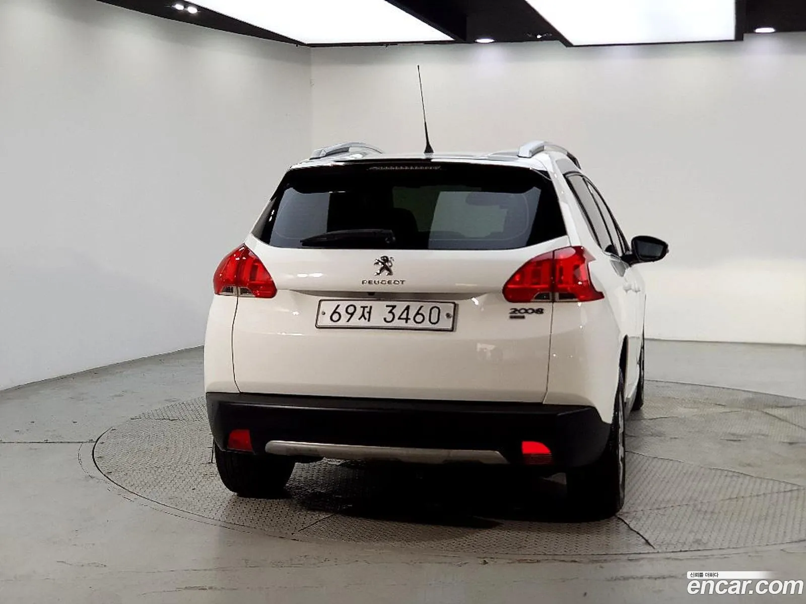 Peugeot 2008 2015 — 2