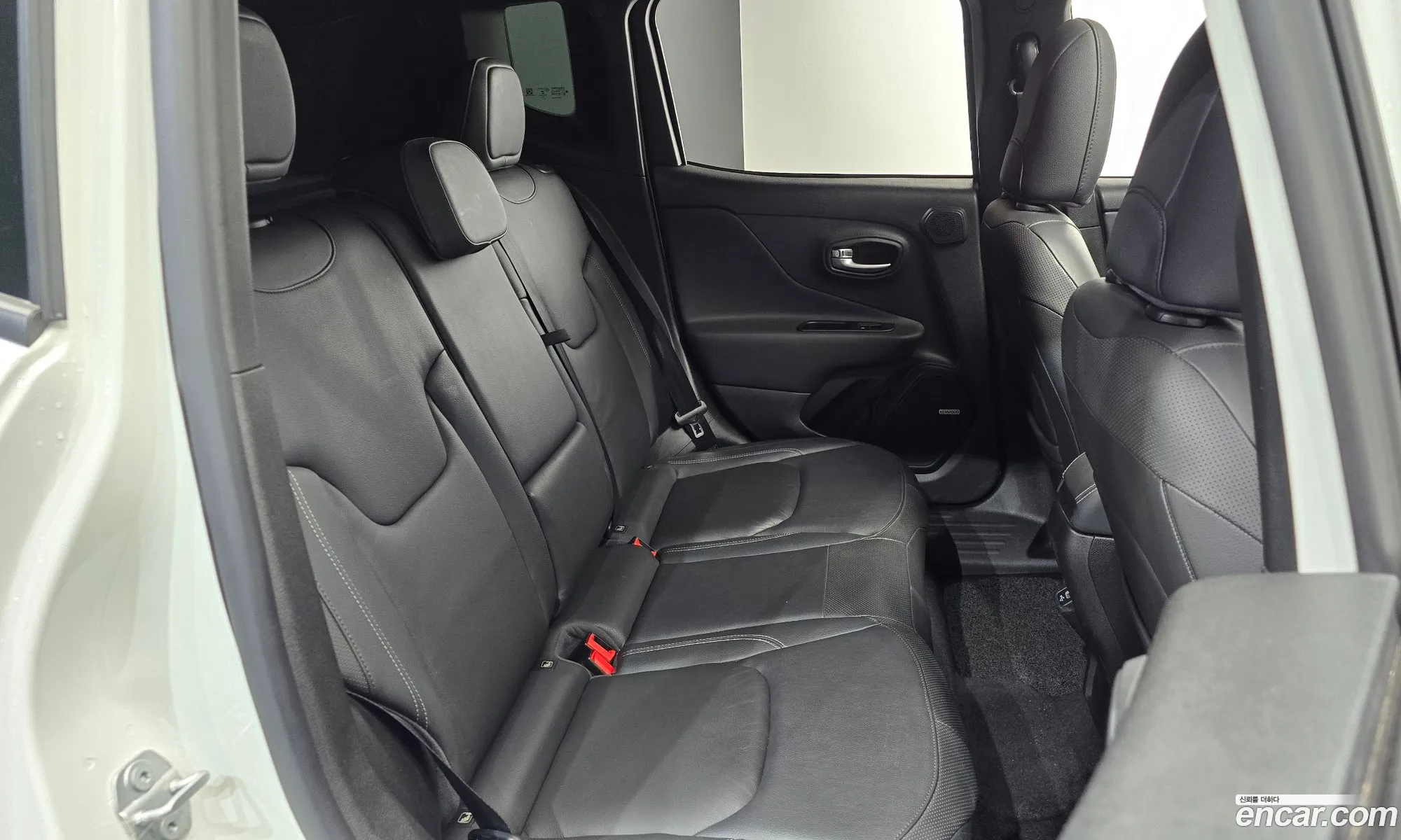 Jeep Renegade 2021 1C4NJDDB5MPM78773 — 3