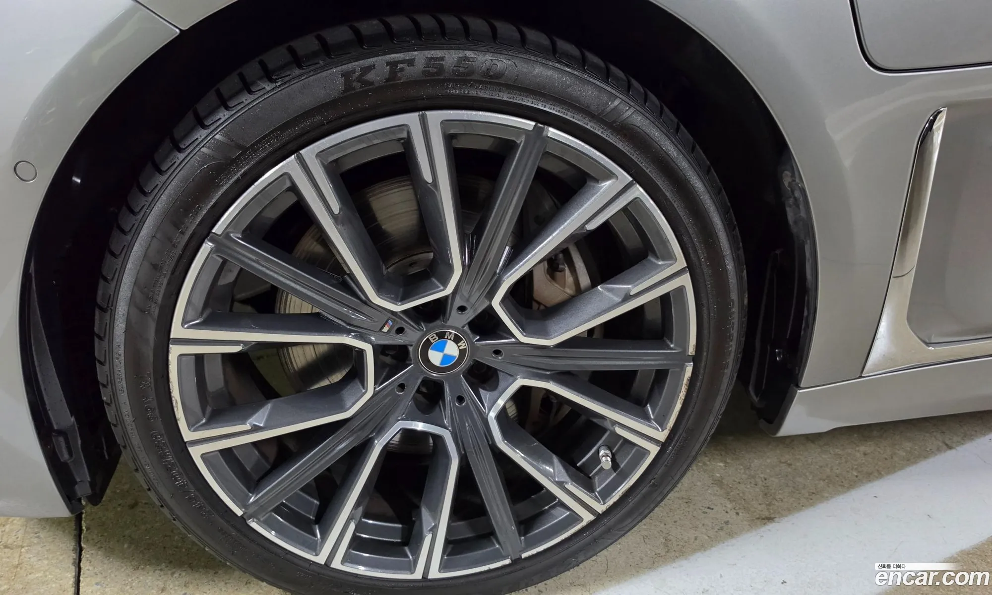 BMW 7 Series 2021 — 12